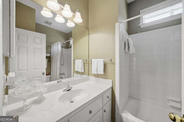 2085 Habersham Marina Road, Cumming, GA 30041