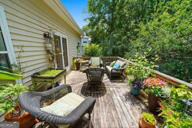 2085 Habersham Marina Road, Cumming, GA 30041