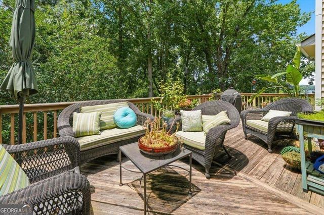 2085 Habersham Marina Road, Cumming, GA 30041