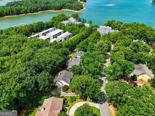 2085 Habersham Marina Road, Cumming, GA 30041