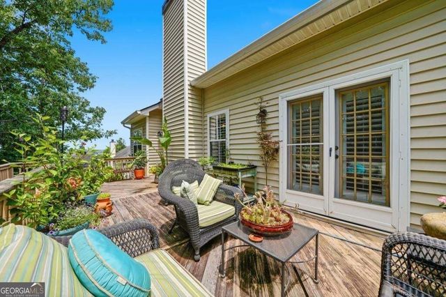 2085 Habersham Marina Road, Cumming, GA 30041