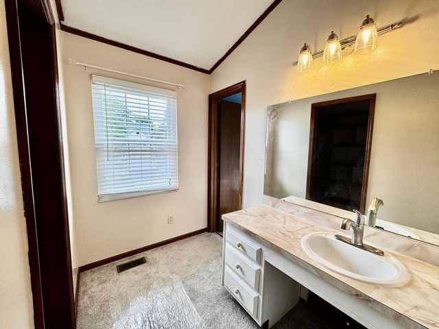 7456 Gardenview Place, Dublin, OH 43016