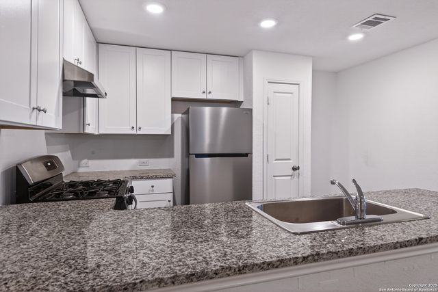 5832 Forenoon Drive, Bulverde, TX 78163