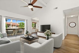 700 W La Veta Avenue T4, Orange, CA 92868