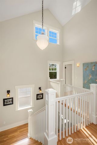 5113 47th Avenue NE, Seattle, WA 98105