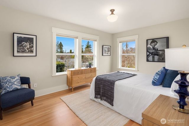5113 47th Avenue NE, Seattle, WA 98105