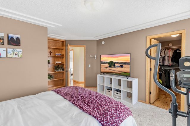 144 Century Trail, Lino Lakes, MN 55014