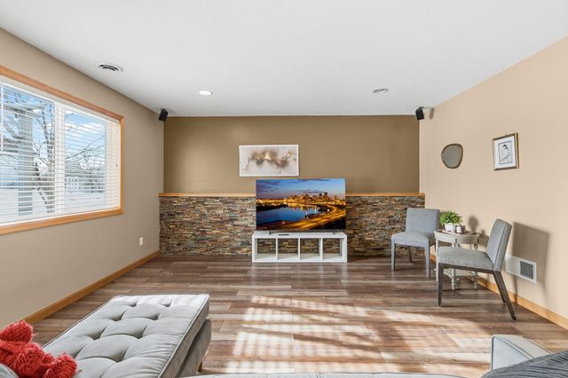 144 Century Trail, Lino Lakes, MN 55014