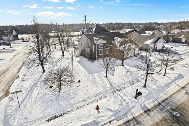 144 Century Trail, Lino Lakes, MN 55014