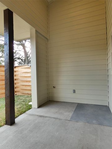 4832 Fm 2218 Road B, Rosenberg, TX 77469