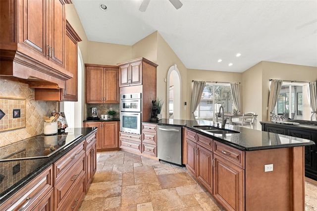 2966 HILLCREEK CIRCLE S, Clearwater, FL 33759