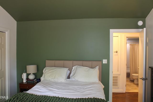 200 W Woodcroft 52 B, Durham, NC 27713