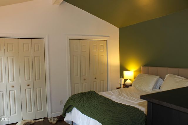 200 W Woodcroft 52 B, Durham, NC 27713