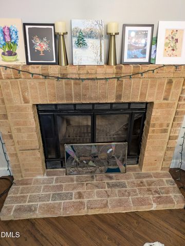 200 W Woodcroft 52 B, Durham, NC 27713