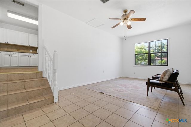 901 Barbara Drive, San Marcos, TX 78666