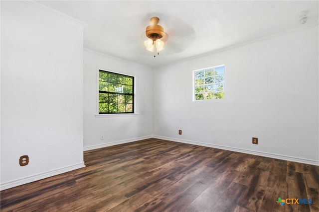 901 Barbara Drive, San Marcos, TX 78666