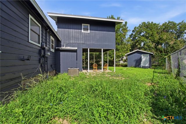 901 Barbara Drive, San Marcos, TX 78666