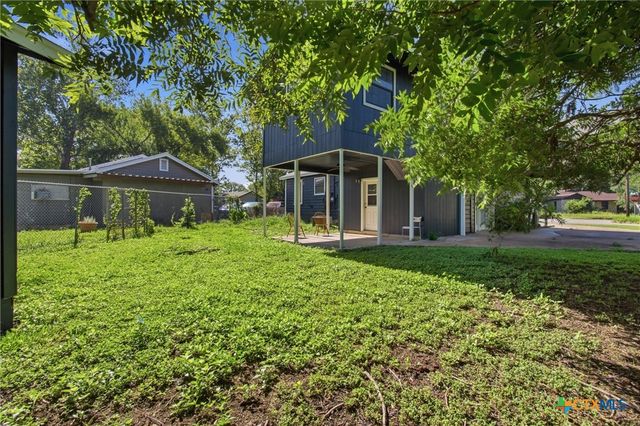 901 Barbara Drive, San Marcos, TX 78666