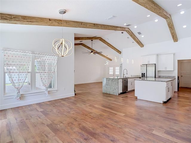 15032 HUMMINGBIRD ROAD, Weeki Wachee, FL 34614
