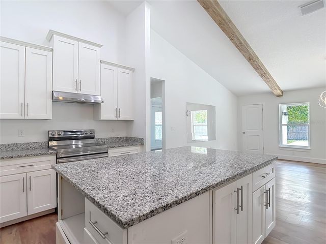 15032 HUMMINGBIRD ROAD, Weeki Wachee, FL 34614