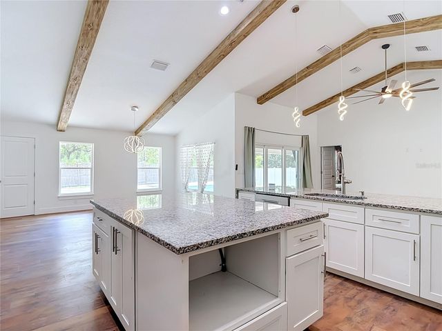 15032 HUMMINGBIRD ROAD, Weeki Wachee, FL 34614