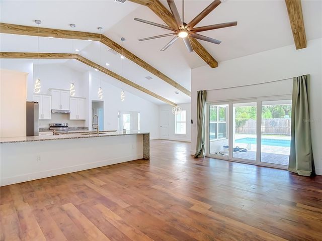 15032 HUMMINGBIRD ROAD, Weeki Wachee, FL 34614