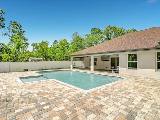 15032 HUMMINGBIRD ROAD, Weeki Wachee, FL 34614