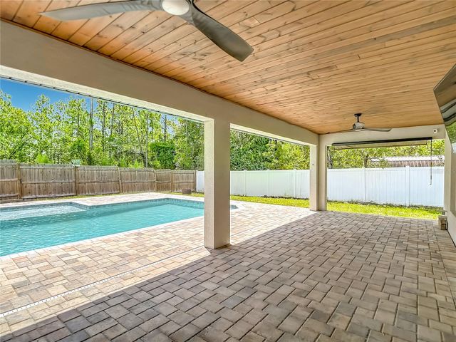 15032 HUMMINGBIRD ROAD, Weeki Wachee, FL 34614