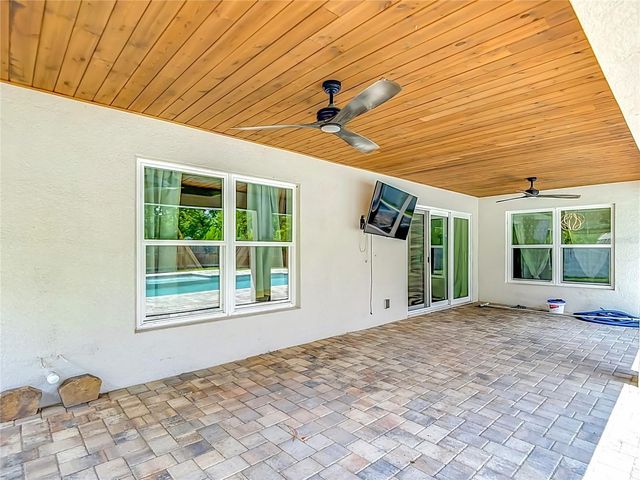 15032 HUMMINGBIRD ROAD, Weeki Wachee, FL 34614
