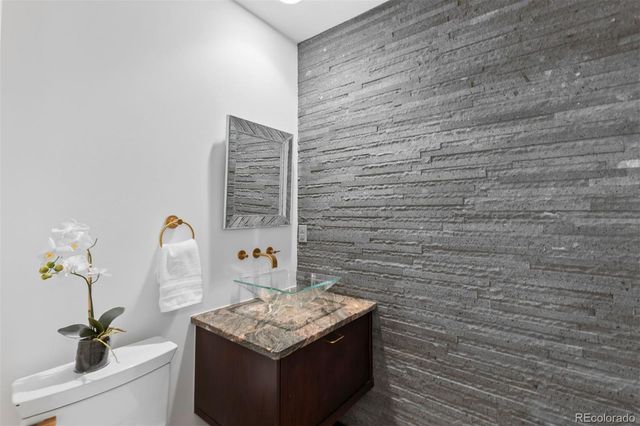 2450 E Alameda Avenue 4, Denver, CO 80209