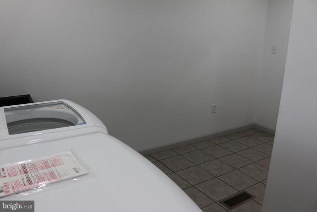 10 EARHART CT, Petersburg, WV 26847