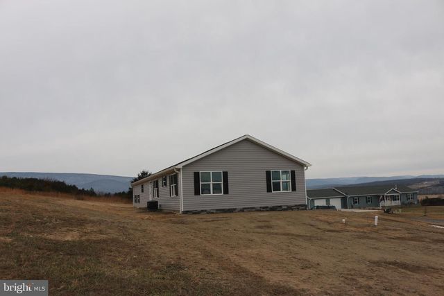 10 EARHART CT, Petersburg, WV 26847