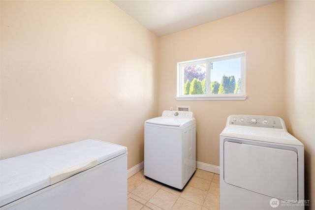 163 Mariners Drive, Sequim, WA 98382