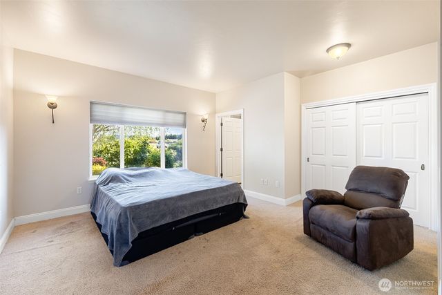 163 Mariners Drive, Sequim, WA 98382