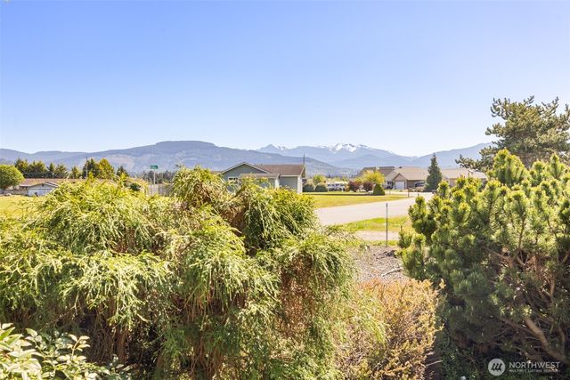163 Mariners Drive, Sequim, WA 98382