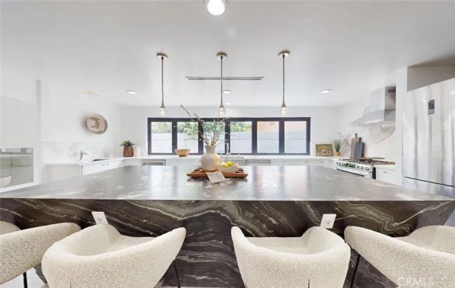 5781 Rogers, Huntington Beach, CA 92649
