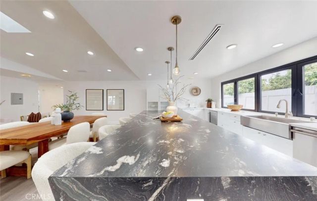 5781 Rogers, Huntington Beach, CA 92649