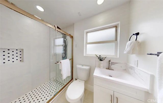 5781 Rogers, Huntington Beach, CA 92649