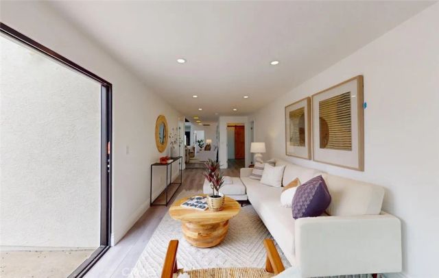5781 Rogers, Huntington Beach, CA 92649