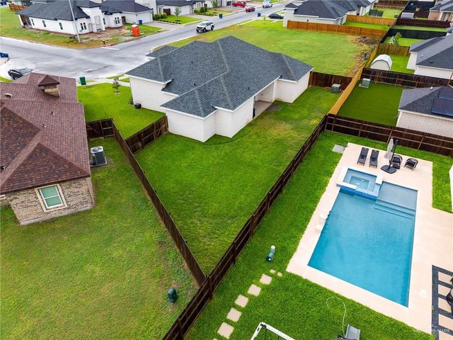 574 Pearl Street, Edinburg, TX 78542