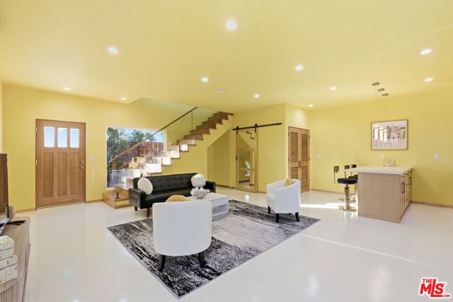 17660 Martha Street, Encino (los Angeles), CA 91316