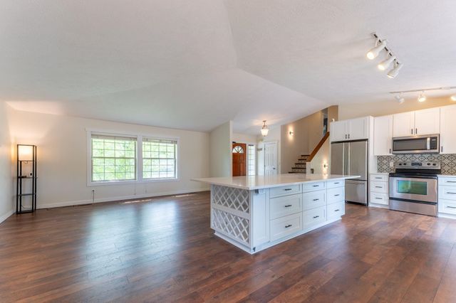 3901 S Sunderland Dr, Spokane Valley, WA 99206