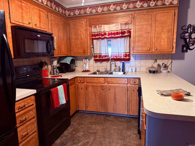 1330 Glenmere Circle, Malvern, AR 72104