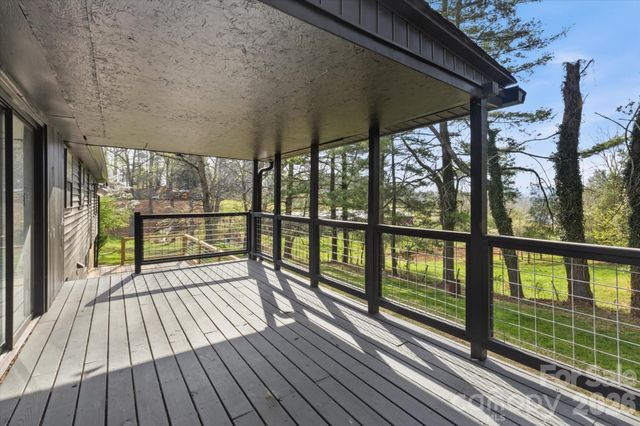 75 Old Macedonia Road, Alexander, NC 28701