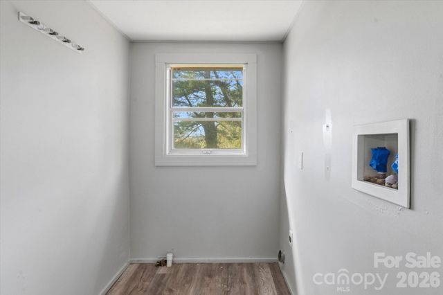 75 Old Macedonia Road, Alexander, NC 28701