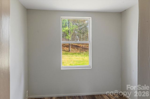 75 Old Macedonia Road, Alexander, NC 28701