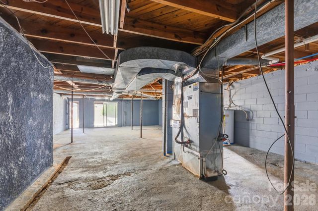 75 Old Macedonia Road, Alexander, NC 28701