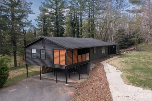 75 Old Macedonia Road, Alexander, NC 28701