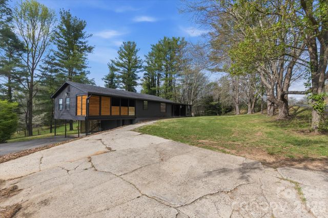 75 Old Macedonia Road, Alexander, NC 28701