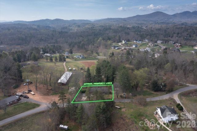 75 Old Macedonia Road, Alexander, NC 28701